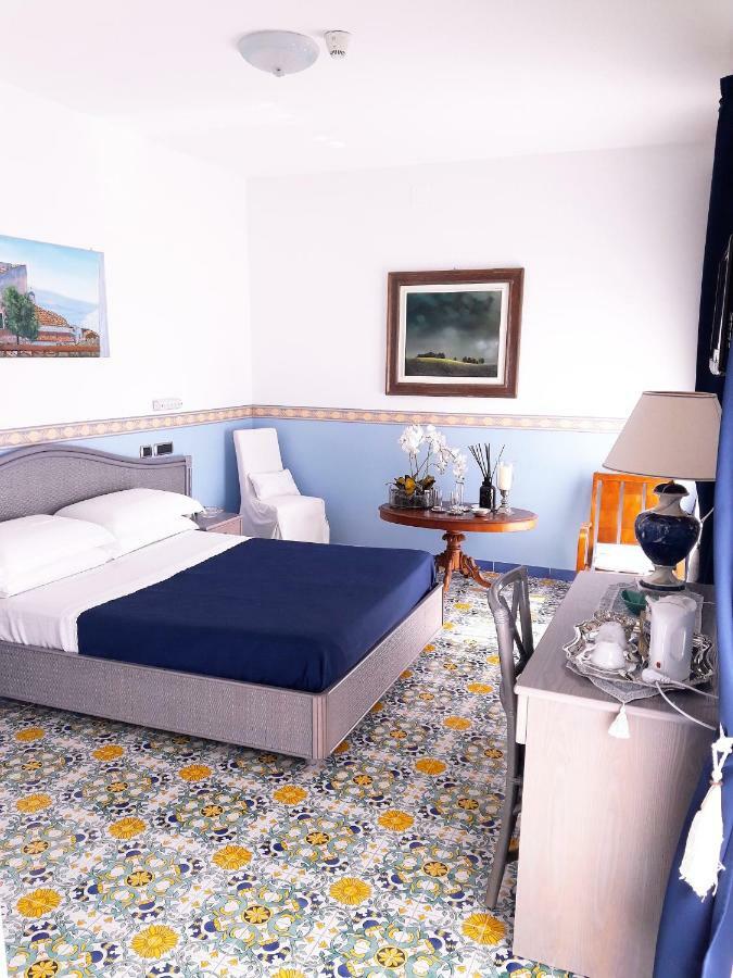 Hotel Stella Maris Casal Velino Exterior photo